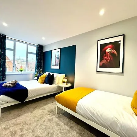 Bournemouth Getaway: 3Br Apartment Near Beach Extérieur photo