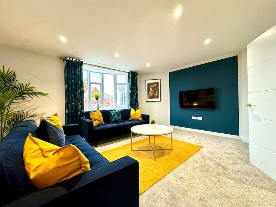 Getaway: 3br Near Appartement *
